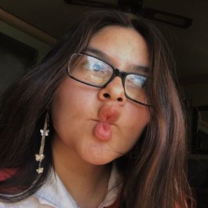 Meet your Posher, Lisset